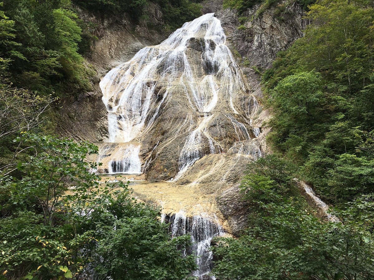 🏞️ 할머니 폭포(우바가타키) 이미지 1